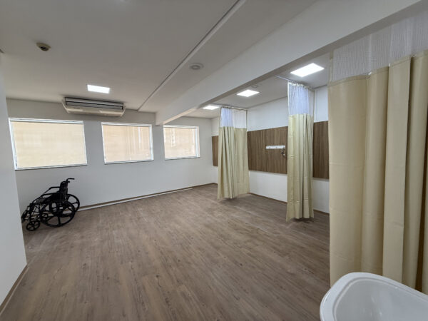 Cortinas Divisórias para Leito Hospitalar e Box de Banheiro