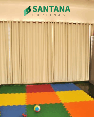 Linha Escolar – Cortinas Funcionais para Ambientes de Ensino
