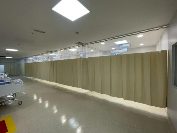 Cortinas Divisórias para Leito Hospitalar e Box de Banheiro