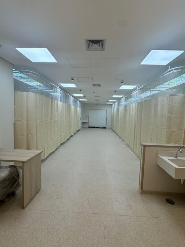 Cortinas Divisórias para Leito Hospitalar e Box de Banheiro